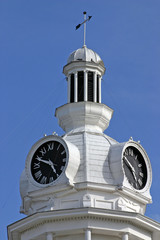court clock 4