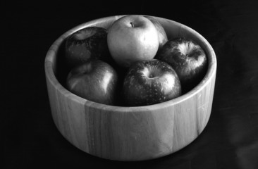 apple bowl in b&w