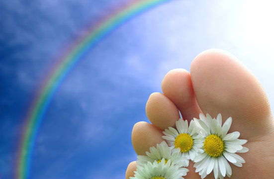 toes and rainbow