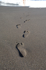 footprints to the sea