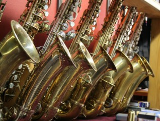 saxaphones