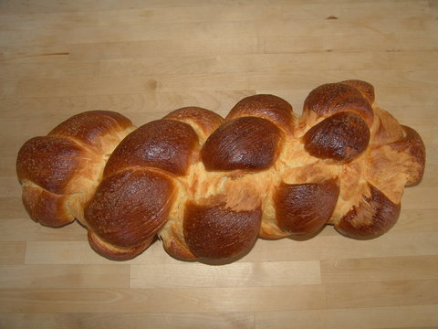 fertig gebackener zopf