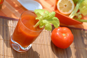 boisson à la tomate