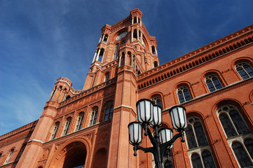rotes rathaus in berlin