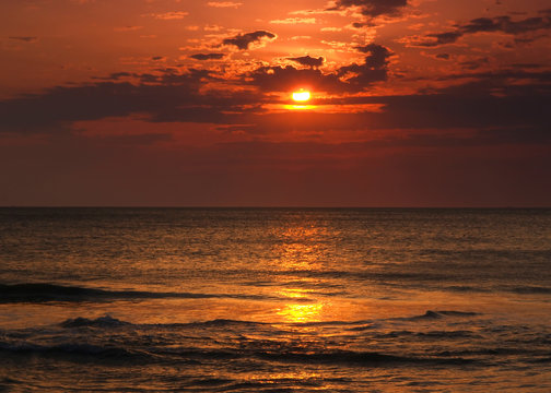 Fototapeta the sunrise at virginia beach