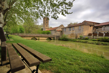 le banc du village