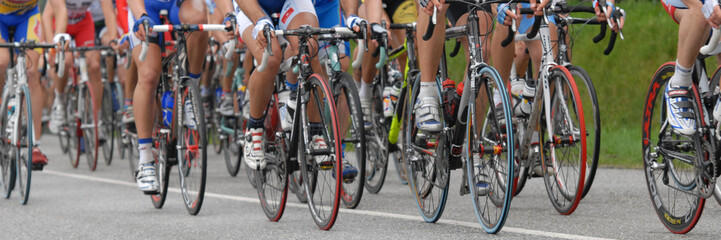 Fototapeta na wymiar wyścig rowerów