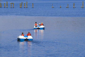 lomond pedalo