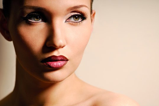 「ハイジニーナ」の画像 766 件の Stock 写真、ベクターおよびビデオ Adobe Stock