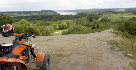 en quad à st-jean-vianney