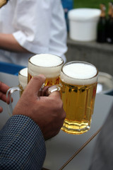boccale birra brindisi - beer cheers