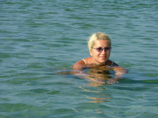 woman, swiming seaborne