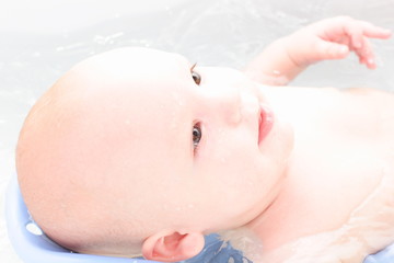 Fototapeta premium baby in bath close-up #2