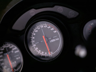 dashboard kilometer rpm