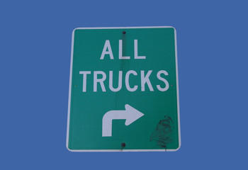 trucks turn right sign