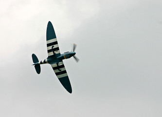 spitfire mark 18