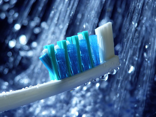 blue toothbrush - 3131404