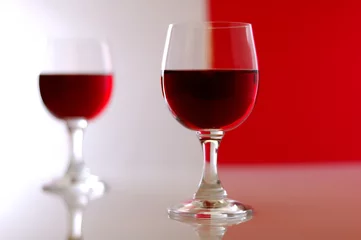 Fotobehang two wine glasses © Miqul