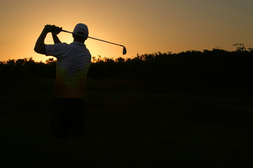 golfing silhouette