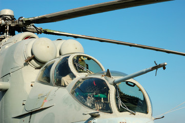 russischer kampfhubschrauber mi-24