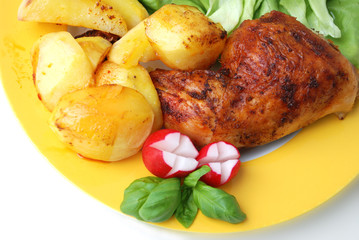 hähnchenkeule und bratkartoffeln