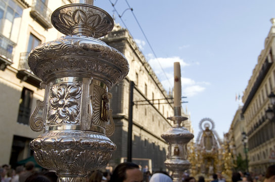 procesion en sevilla