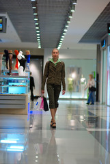 girl shopping in mall