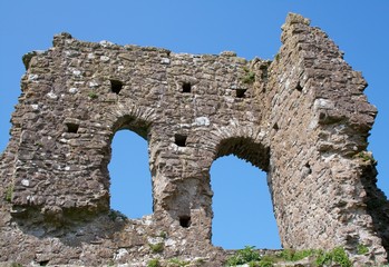 Fototapeta na wymiar roches castle windows