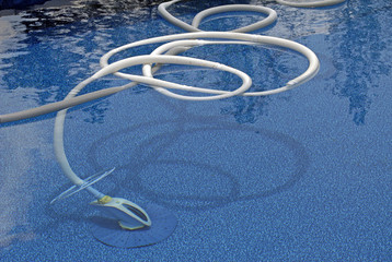 swimming pool cleaning tools