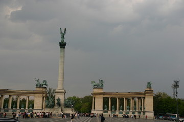 Fototapeta na wymiar Budapeszt pokój pomnik