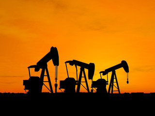 silhouette three oil pumps - 3227270