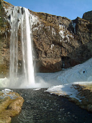 seljalandfoss waterfall 2