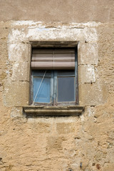 Fototapeta na wymiar stare okno