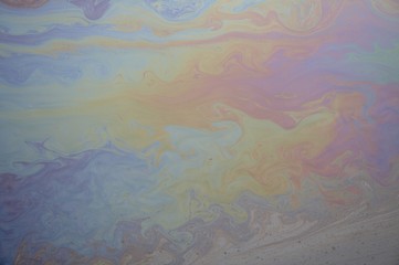gas spot on the water 3