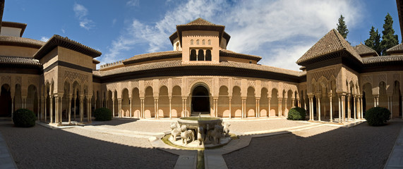 lion patio stiched image panorama