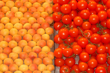 tomates au marché de barcelone