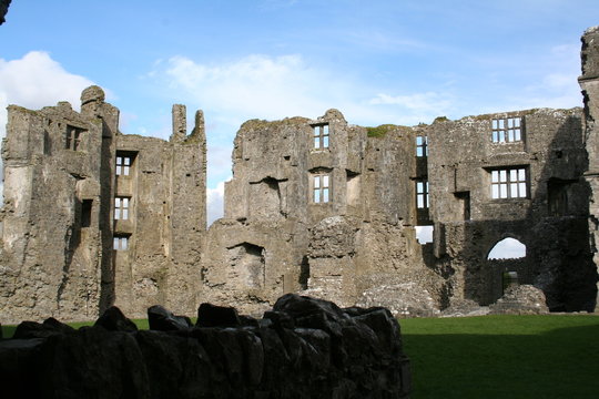 inside roscommon castle