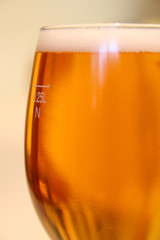 bière blonde, mousse