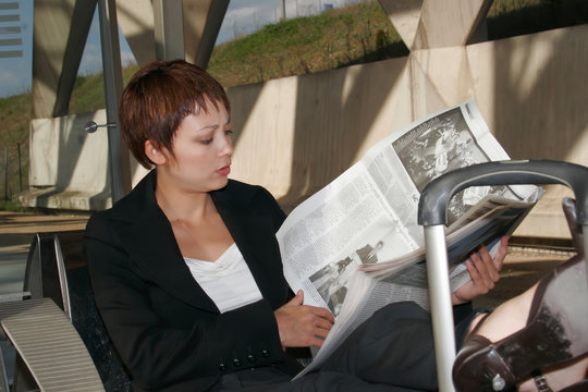 femme partant en voyage