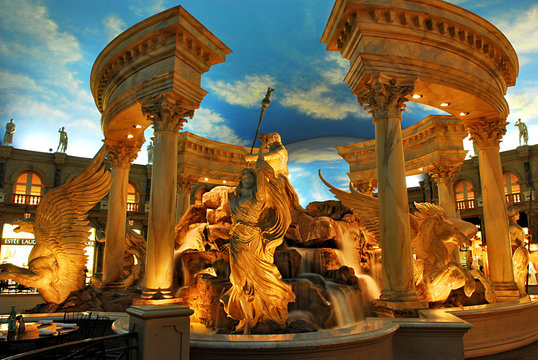 Las Vegas Caesars Palace – Stock Editorial Photo © kobbydagan #138563926