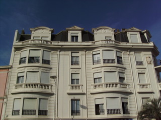 façade de caractere