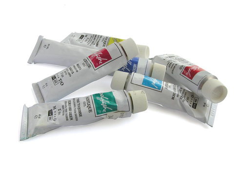1212 - tubes de peinture (d&eacute;tourage inclus)