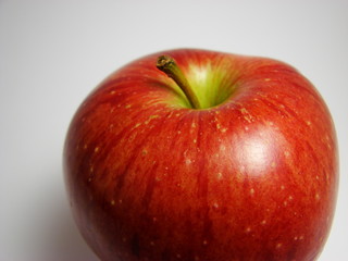 red apple