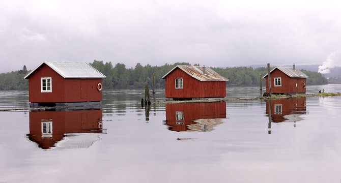 red house on the river