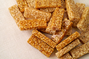 sesame brittles