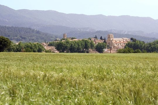 village de provence cucuron