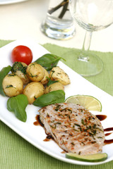 tuna steak meal