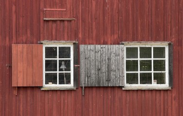 Obraz na płótnie Canvas window whit shutter