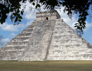 the pyramid of kukulkan. chichen itza.