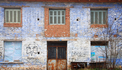cottage graffiti